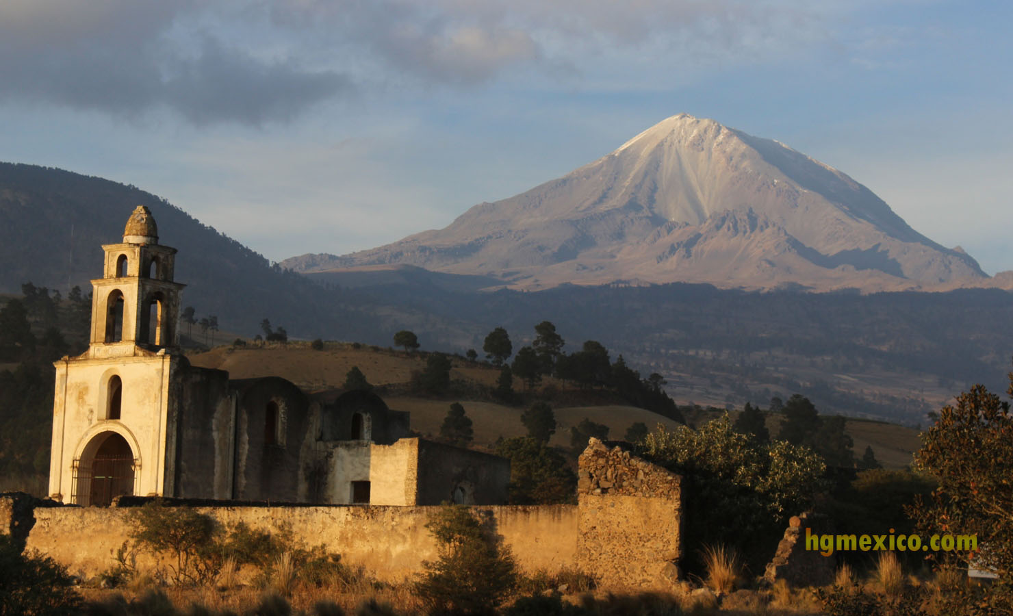 Pico de Orizaba and ald Church on the south face hgmexico.com 